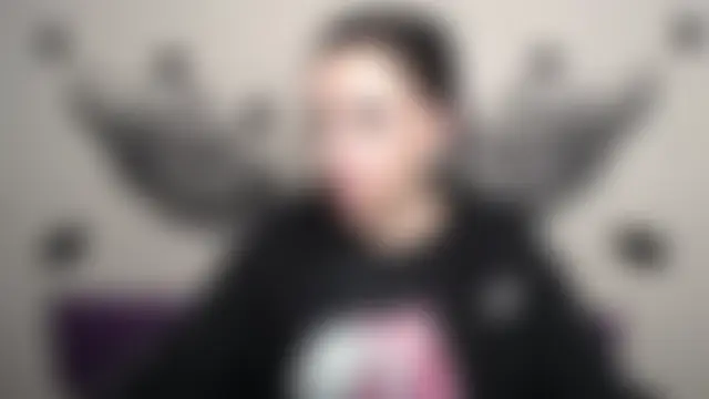 Pokazy przed seks kamerką na żywo – ElizabethSho