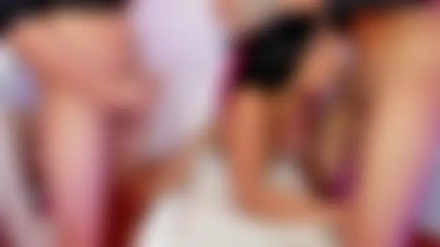 Seks show uživo modela SeecretPartys na kameri