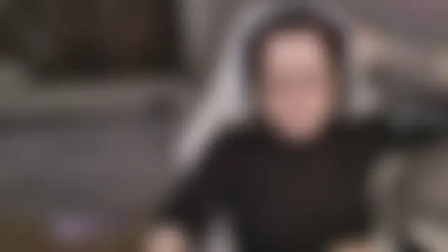 Luna_Loveee Ruang Obrolan Langsung