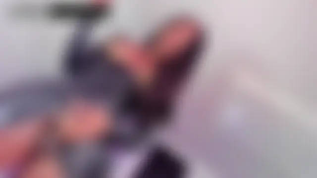 Pertunjukan Kamera Seks Secara Langsung K--E