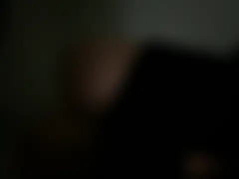 tslutn Live-seksikameraesitys