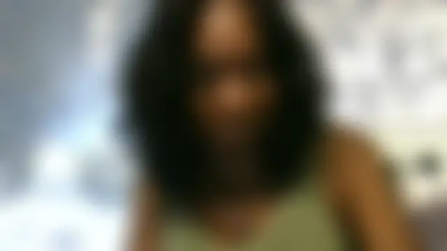 Pokazy przed kamerką – Ebony-SultryX