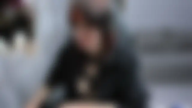 غرفة دردشة MistyDark المباشرة