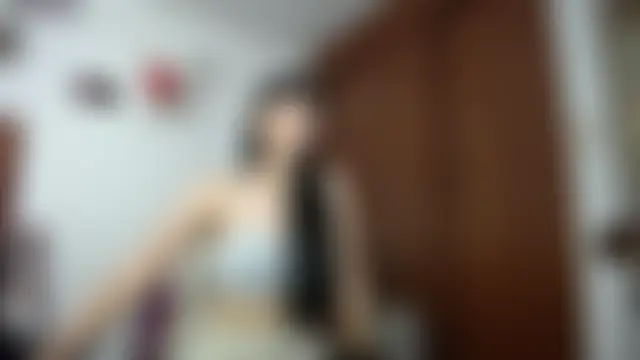 Moon_lunita's Live Chat Room