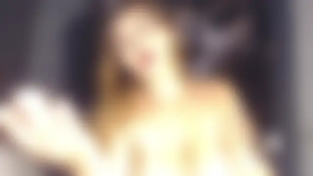 Skarlethvilla1's Live Chat Room