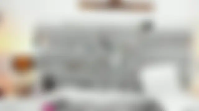 Slut_Milf_'s Live Chat Room