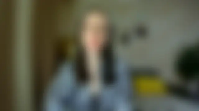 Anika_bloom's Live Chat Room