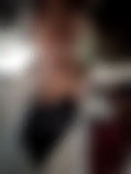 Lyssa-a's Live Chat Room