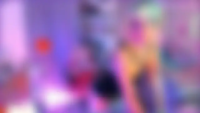 Lila_bratzz's Live Chat Room