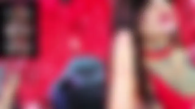 Zoeee_001's Live Chat Room