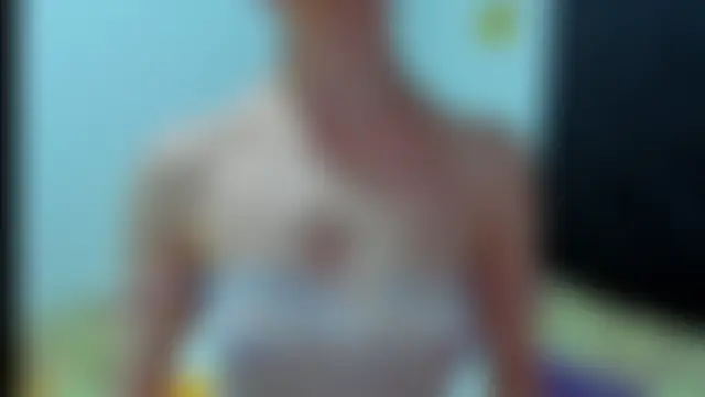 MiiaVolkova's Live Chat Room