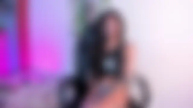 Онлайн секс-шоу raven_smith_