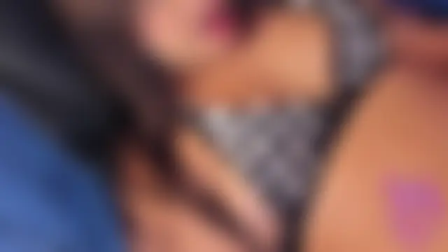 غرفة دردشة MiaKay1 المباشرة