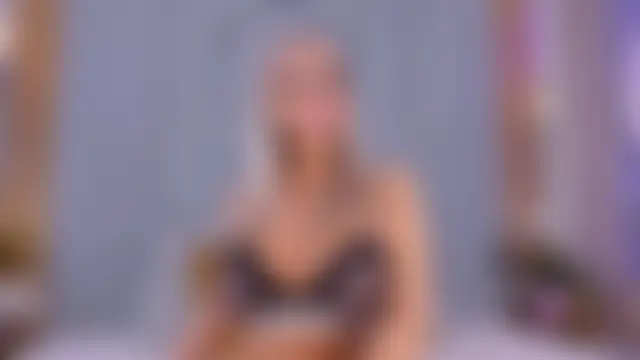 EliaDavis – live sex-cam-show