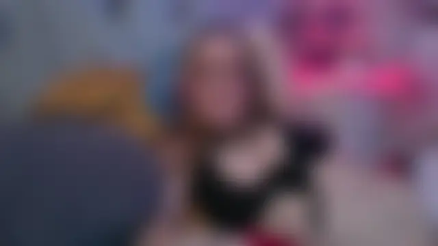 LucyRoseMae Live Chatraum