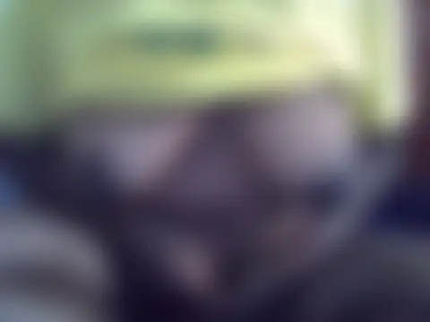 غرفة دردشة ebonyzoey المباشرة