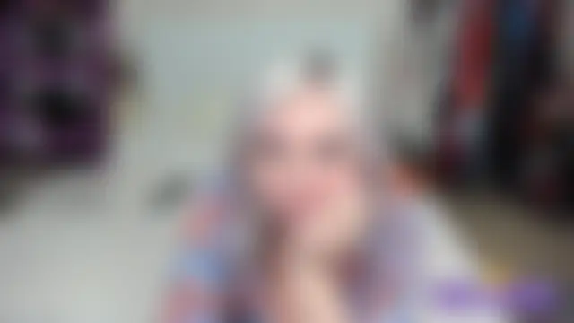 urakraus' Live Chat Room