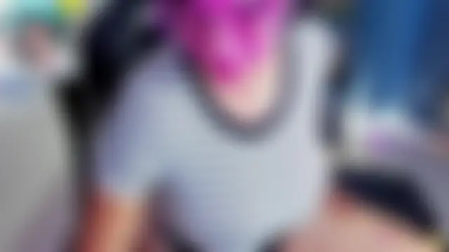 Roxy_clark's Live Chat Room