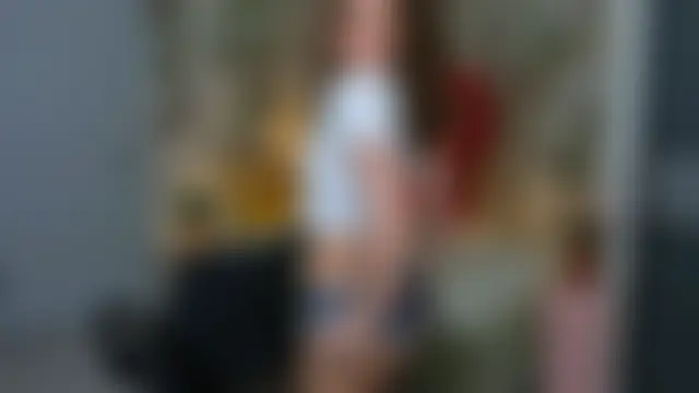 غرفة دردشة MiracleCurly المباشرة