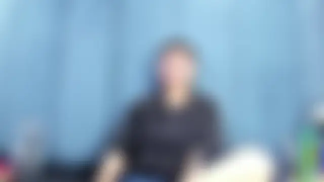 Megan_Thompson_ Live chatroom