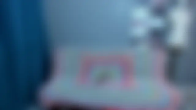 غرفة دردشة pa1e_pr1ncess المباشرة