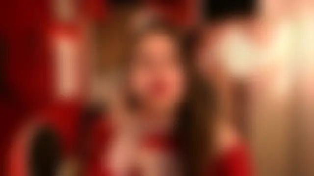 غرفة دردشة TessaMill المباشرة