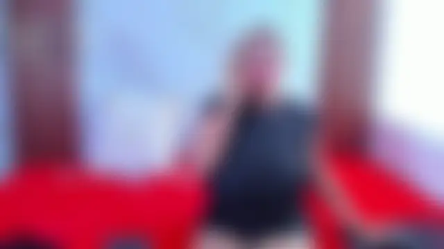 Chat XXX en directo de AdelyGinn