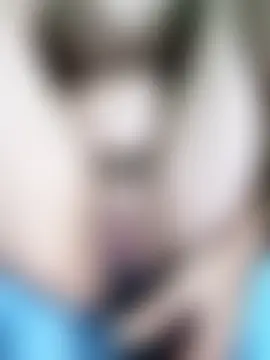 Tiomy99: απευθείας σέξι σόου στην κάμερα