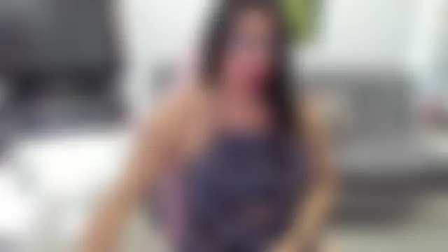 Khalifa_Gold's Live Chat Room