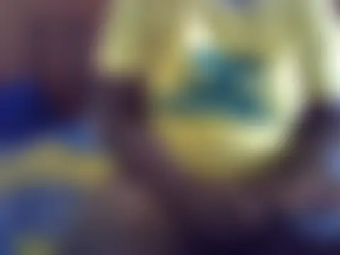 غرفة دردشة ebonyzoey المباشرة