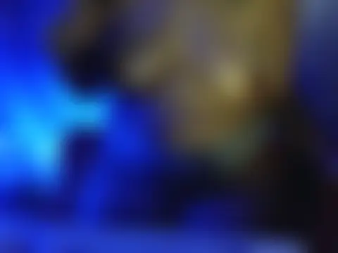 غرفة دردشة Chillntalkmami المباشرة