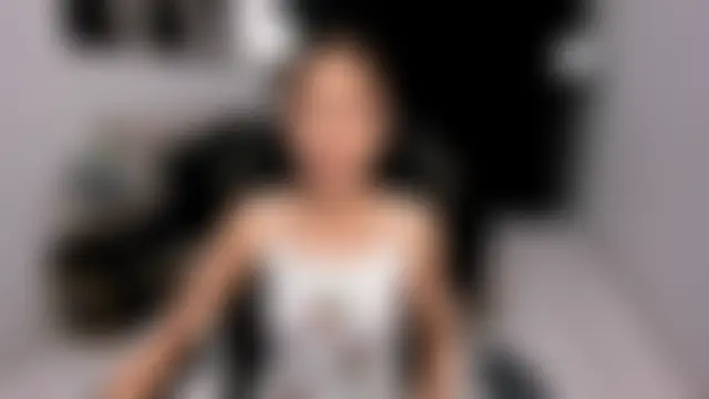 EllaCurtis: δωμάτιο απευθείας συνομιλίας