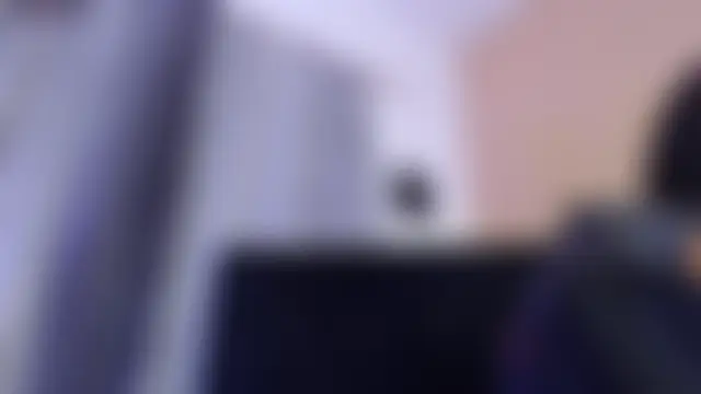 charlotte_brawn's Live Chat Room