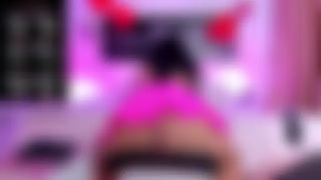 Chatroom en direct de MiaMarin_hot