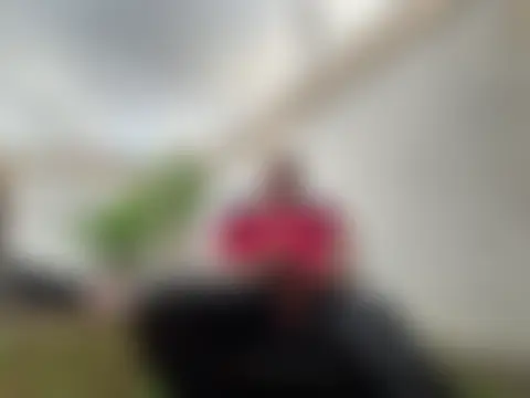 Neil_and_isaac Ruang Obrolan Langsung