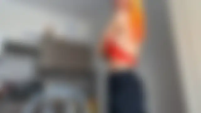 EmilyHein's Live Chat Room