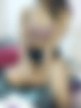 DeboSiya18 élő chatszobája