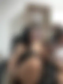 Sophie_Dreamss élő chatszobája