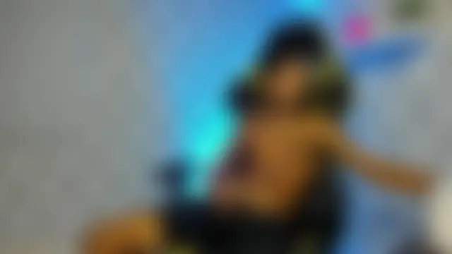 Boy_savoy élő chatszobája