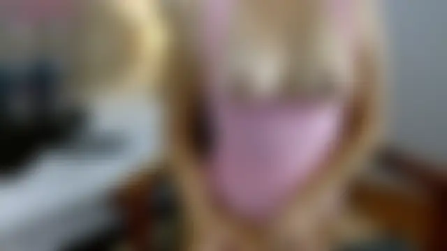 EvaaMoon_ élő chatszobája