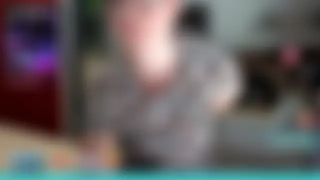 YogaHottie76 élő chatszobája