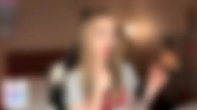 Chat soba uživo modela EvaPeace