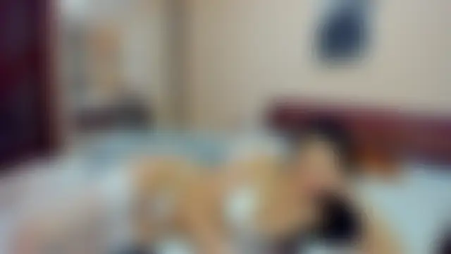 Chatroom XXX en direct de ErikaYoungs