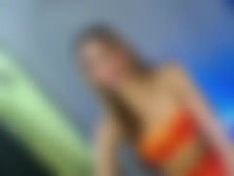 Seks show uživo modela sweetfuckerbaby18 na kameri