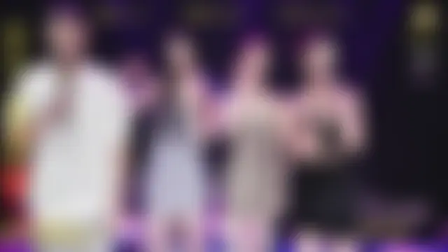 XKCH-001 Live seks camshow