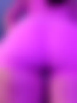 anny_tayloor's Live Chat Room