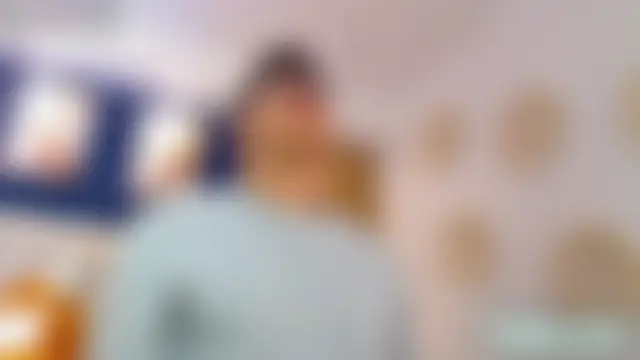 SalvadorFit's Live Chat Room