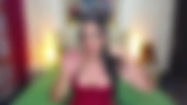 AdriannaRae লাইভ চ্যাট রুম