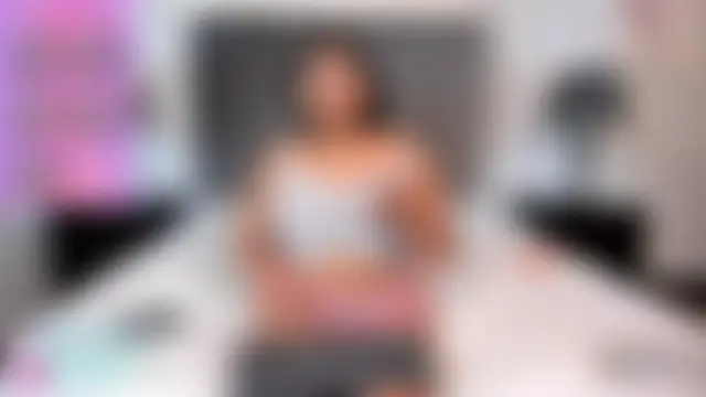 Chat soba uživo modela Kiri_Black_