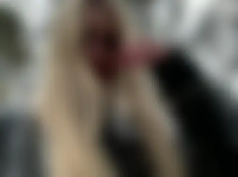 Elsa_24: онлайн-секс-шоу